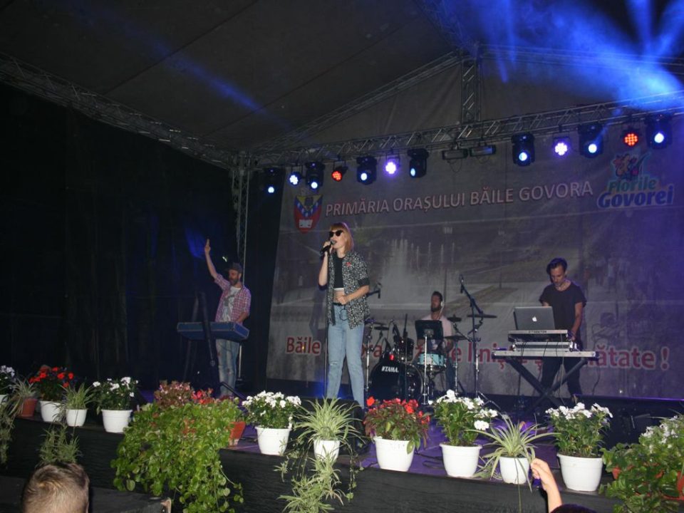 Imagine asociată noutății: Retrospectiva editiei a 48-a a Festivalului "Florile Govorei".
