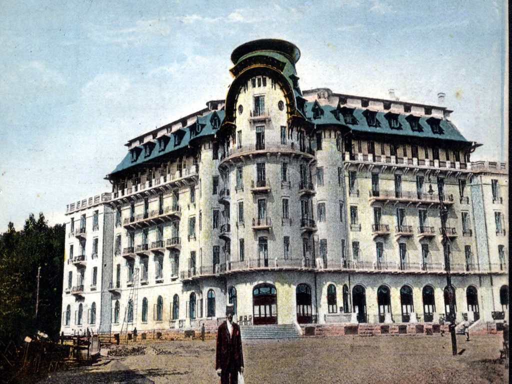 Hotelul Palace