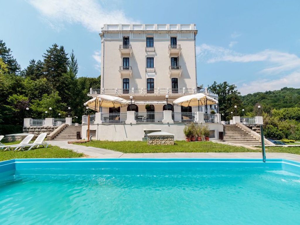 Piscina Hotel Palace