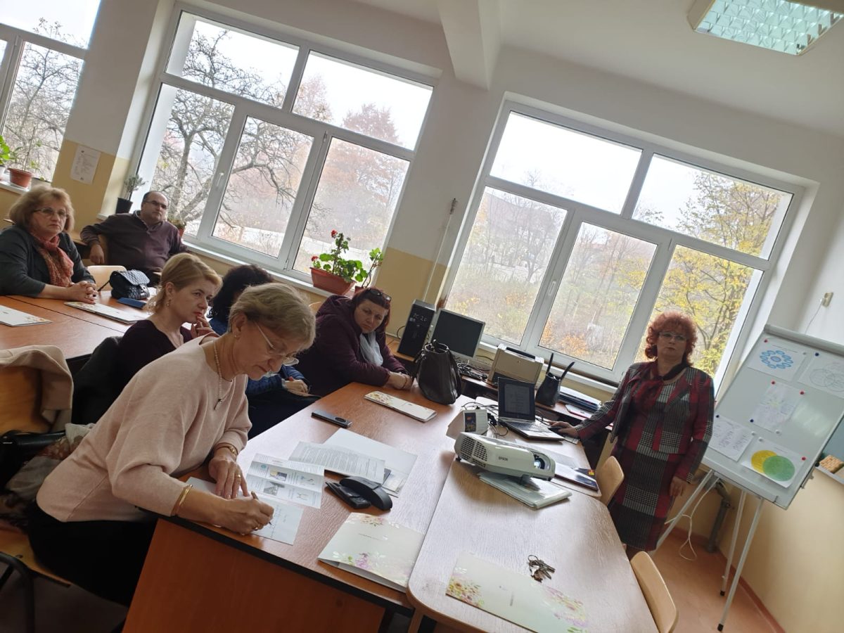 Simpozion și Concurs Național Se plimbă toamna prin grădini, 2019 – fotografia 28