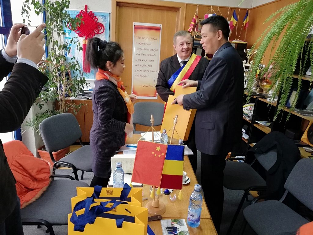 Vizita delegatiei oficiale a delegatiei din Ningbo, provincia Zhejiang, China – fotografia 4
