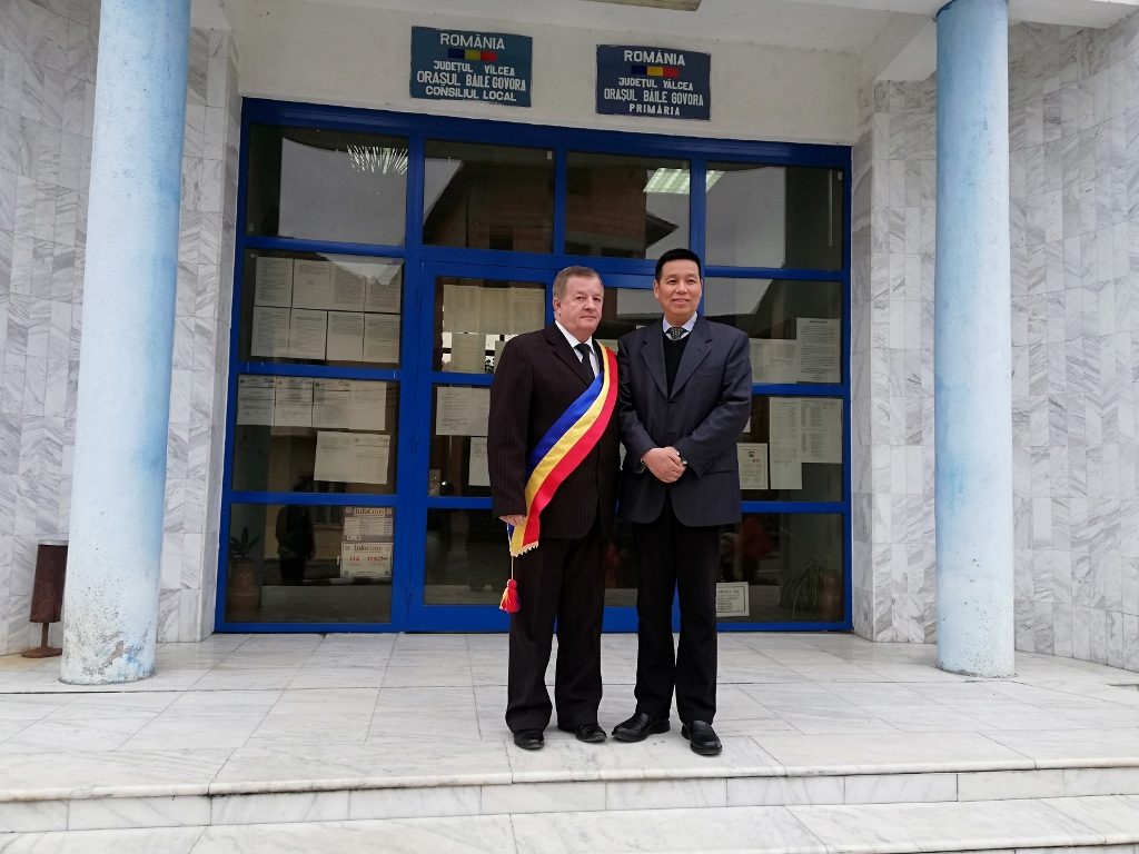 Vizita delegatiei oficiale a delegatiei din Ningbo, provincia Zhejiang, China – fotografia 8