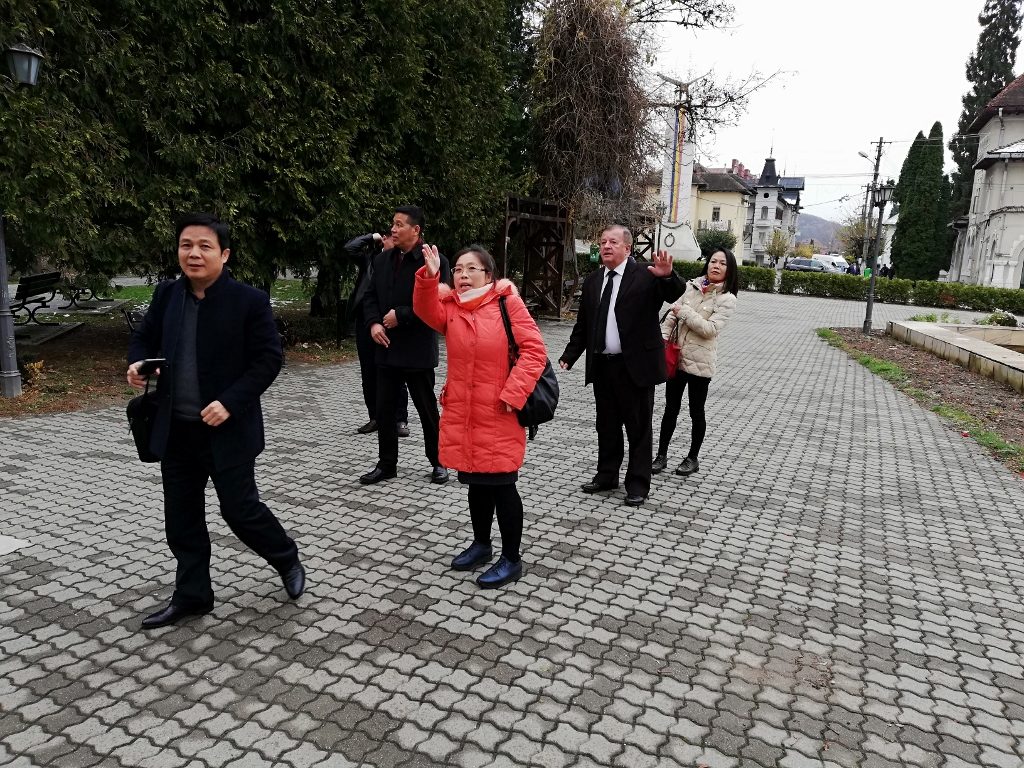 Vizita delegatiei oficiale a delegatiei din Ningbo, provincia Zhejiang, China – fotografia 10