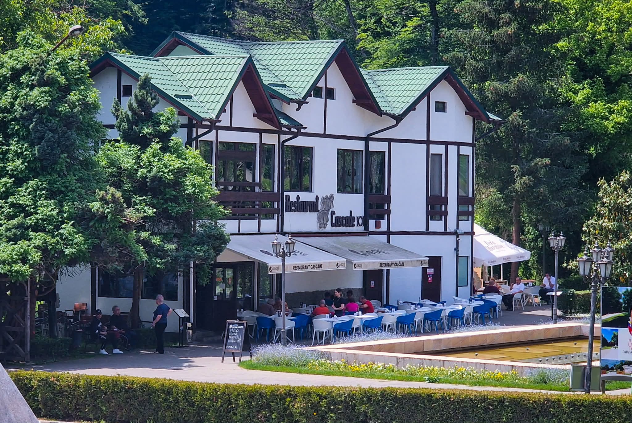 Restaurant cascade - terasa