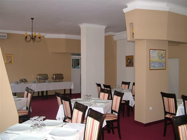 RESTAURANT OLTENIA***