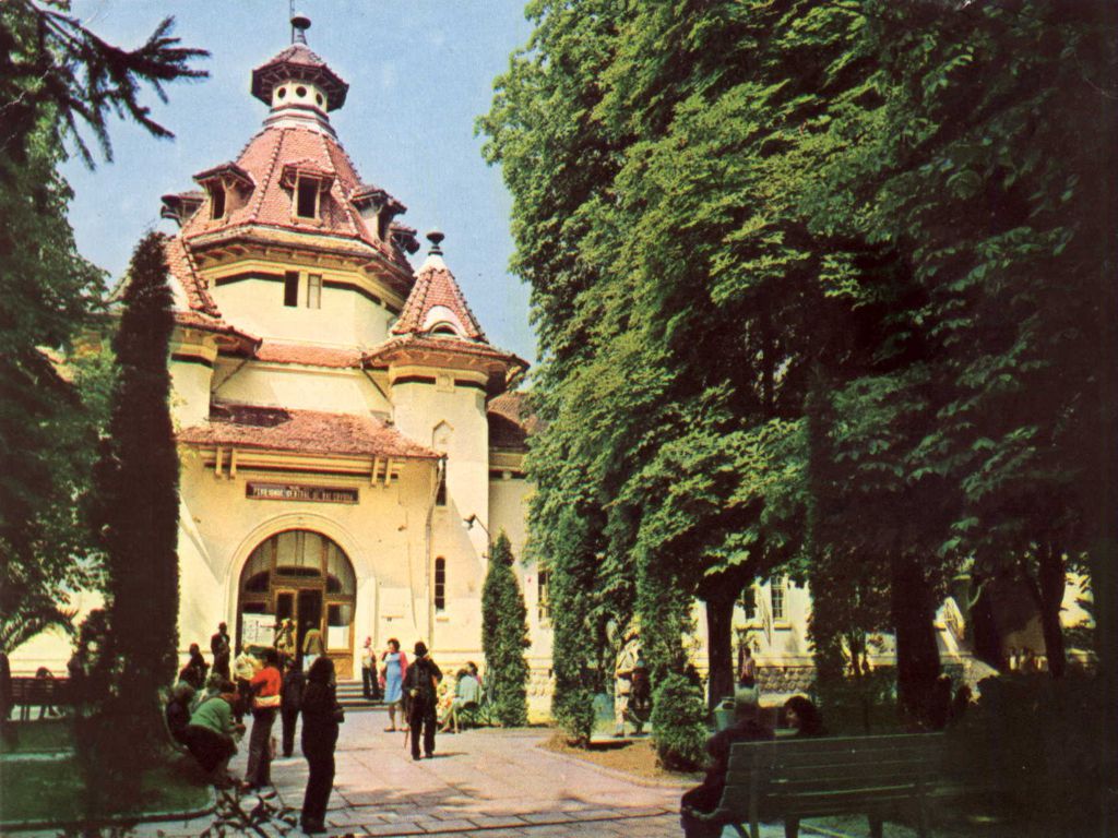 Pavilionul central de bai - 1980
